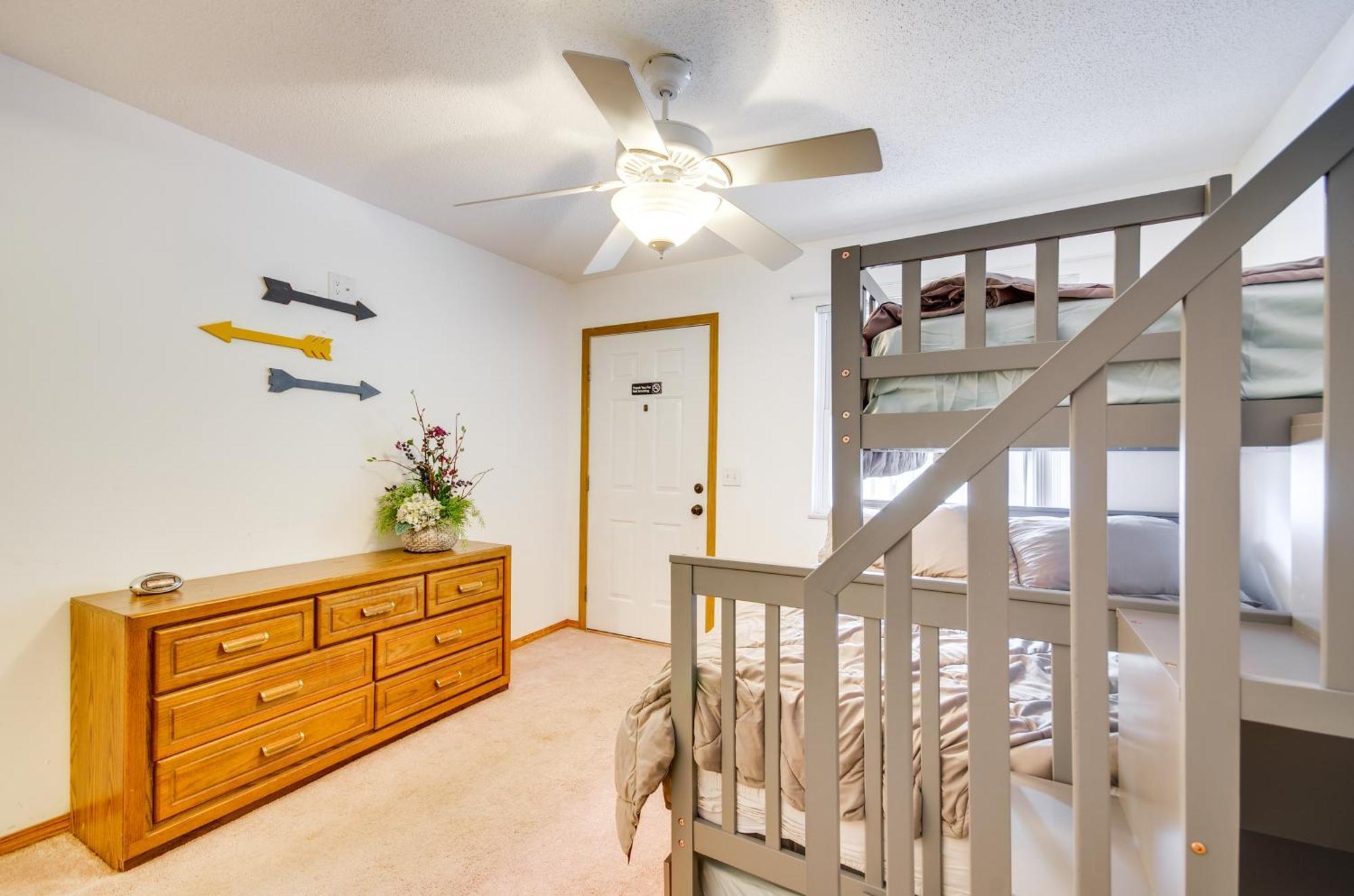 Cozy Lake Ozark Condo Rental With Grill, Pool Access מראה חיצוני תמונה