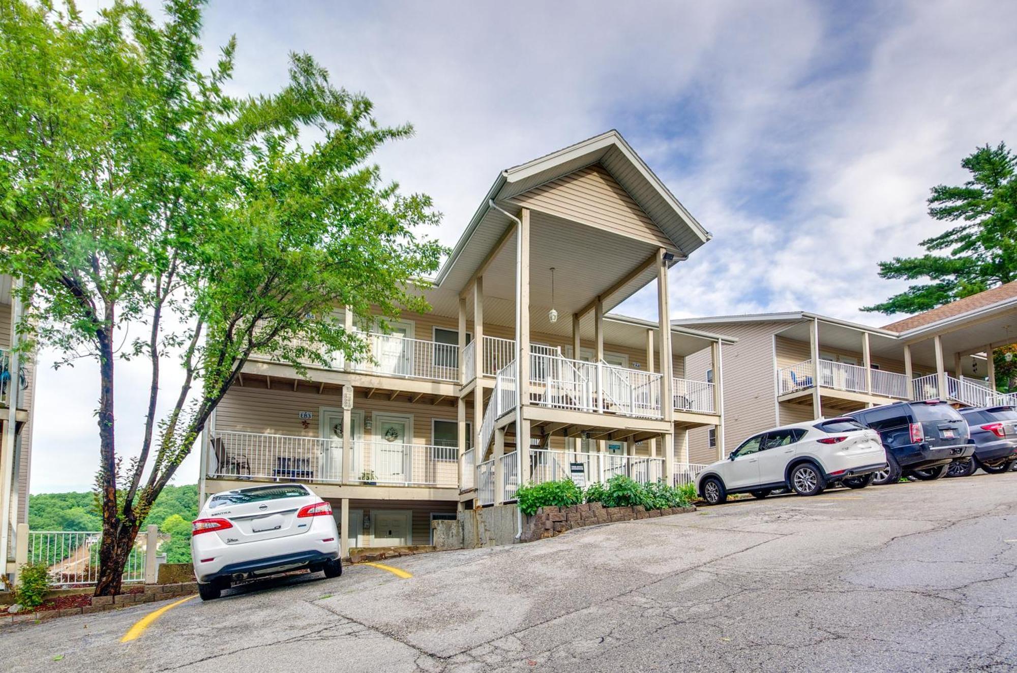 Cozy Lake Ozark Condo Rental With Grill, Pool Access מראה חיצוני תמונה